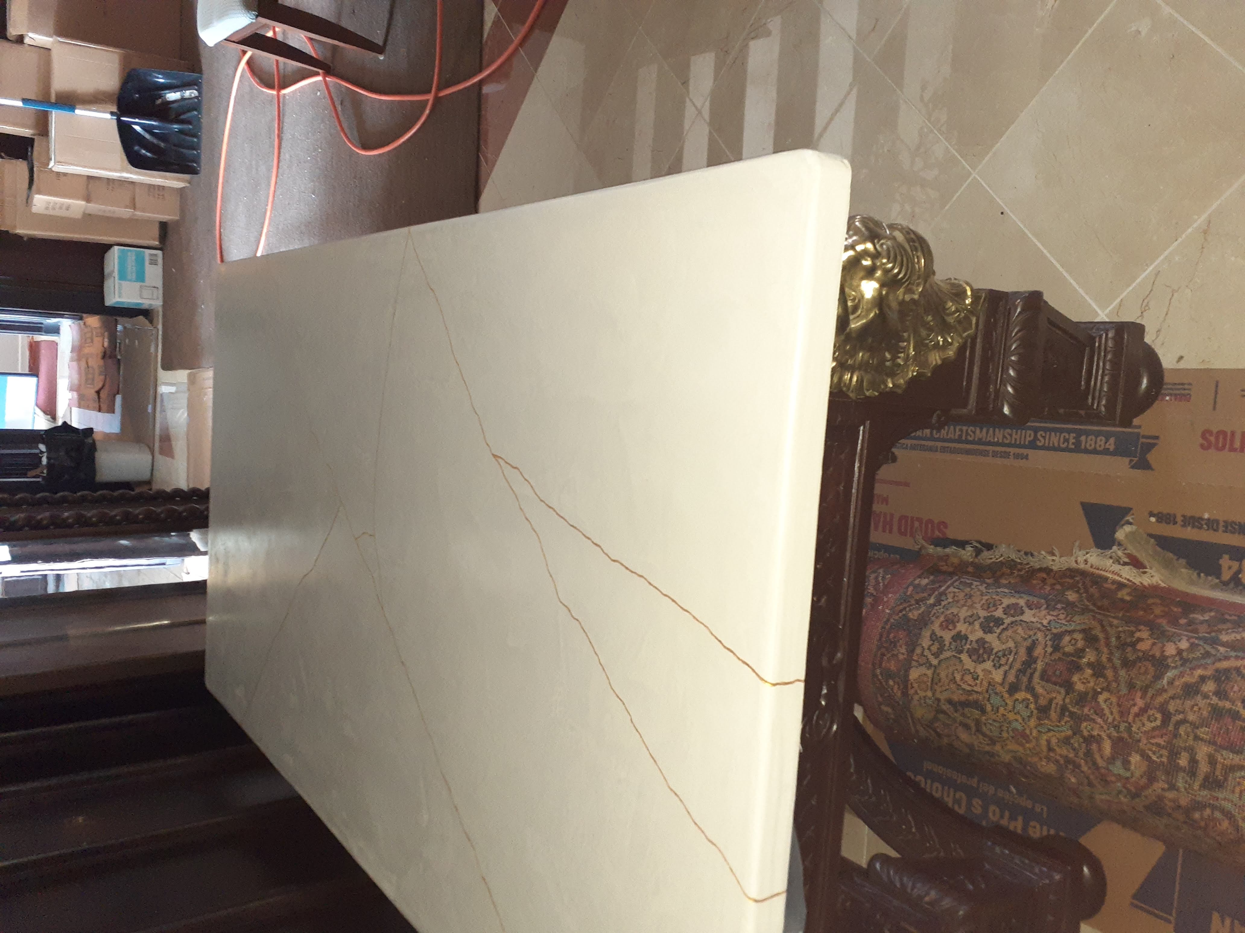 Marmorino with veined effect